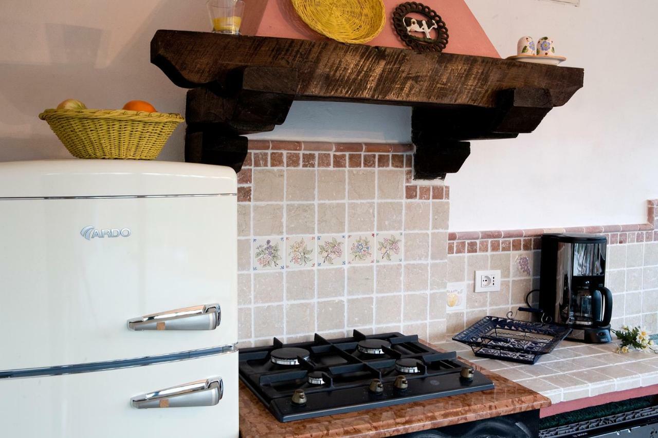 הוילה גאמבאסי Casa Grazia מראה חיצוני תמונה